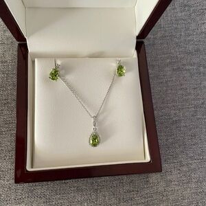 TRADED - Berkman Custom Jewelers Peridot Diamond White Gold Jewelry Set
